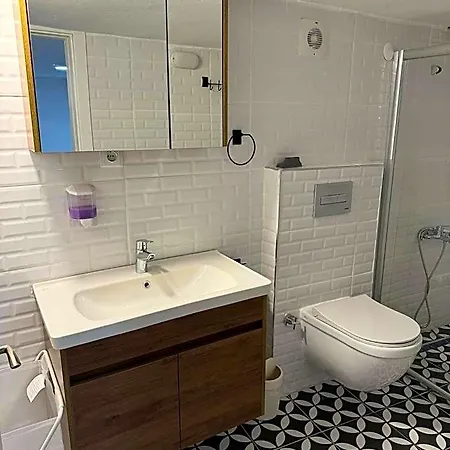 Hotel Held Antalya