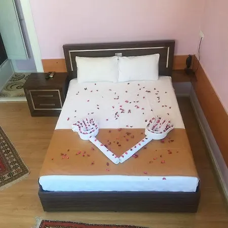 Hotel Held Antalya