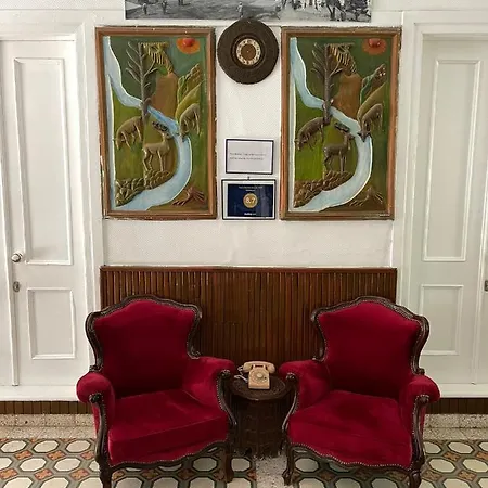 Hotel Held