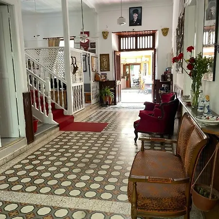 Hotel Held