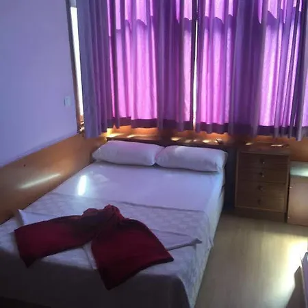 Hotel Held 2*